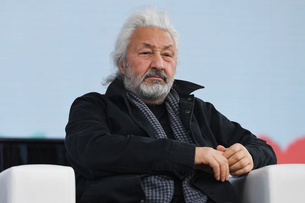 На Стаса Намина подали коллективную жалобу