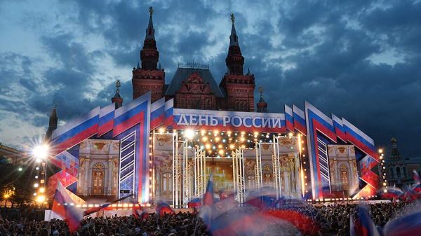 Бойцы СВО выступили на концерте на Красной площади в честь Дня России