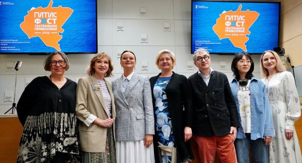 Свистать всех наверх! Театральная школа ГИТИСа отправляется в круиз по Волге