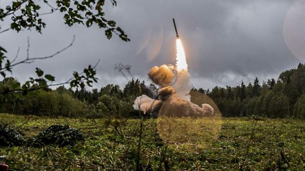 ВС РФ нанесли групповой удар по промышленным предприятиям в Киеве